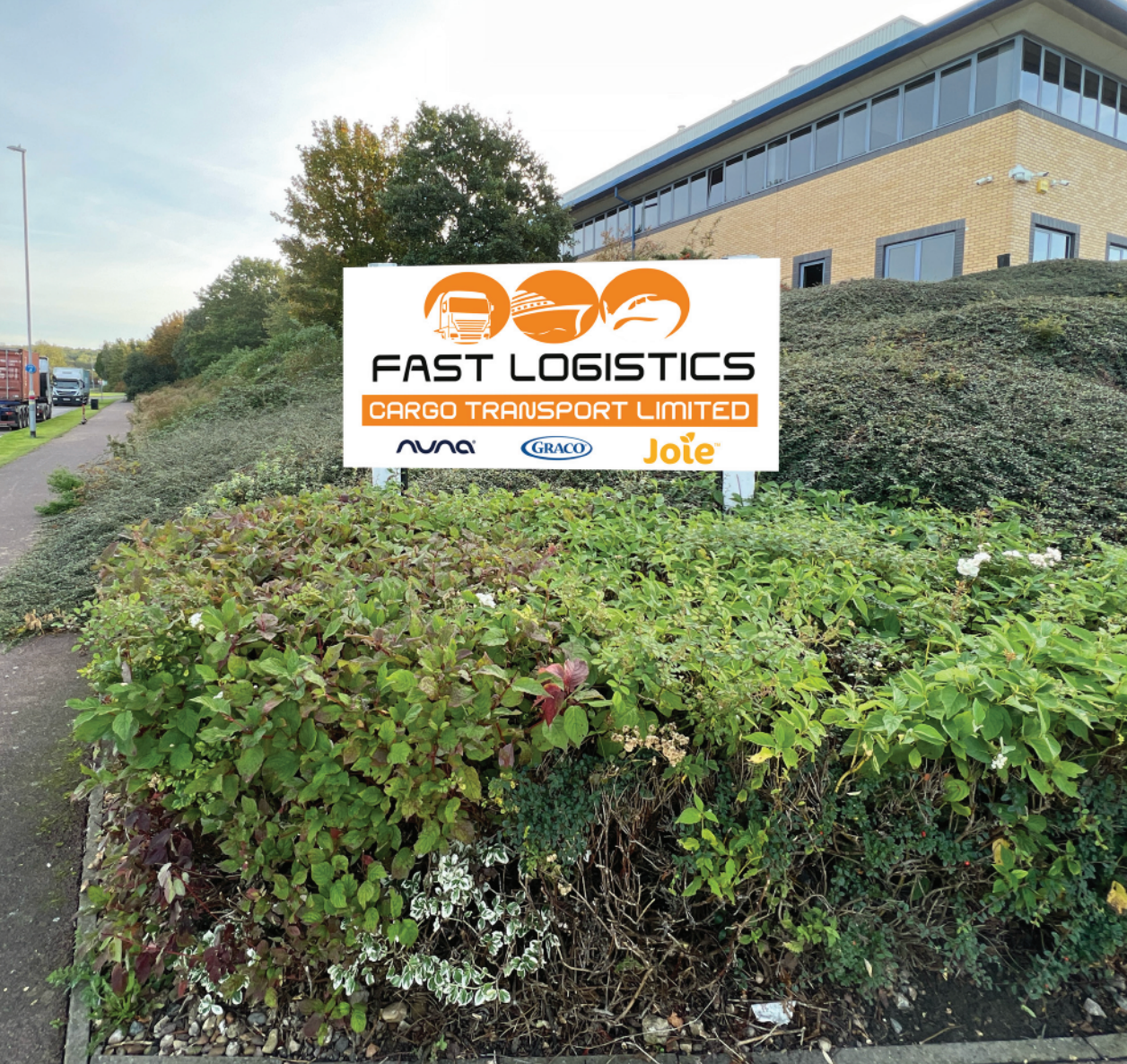 Fast Logistics warehouse and cargo handling